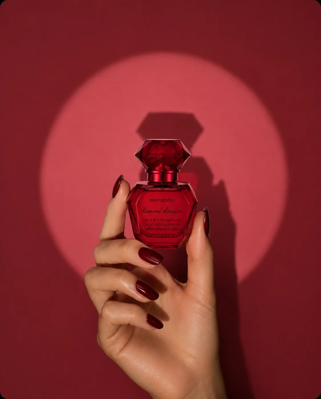 ALESSANDRO DIAMOND OBSESSION rankų ir kūno kvepalai 30ml 2 ALESSANDRO DIAMOND OBSESSION rankų priežiūros rinkinys